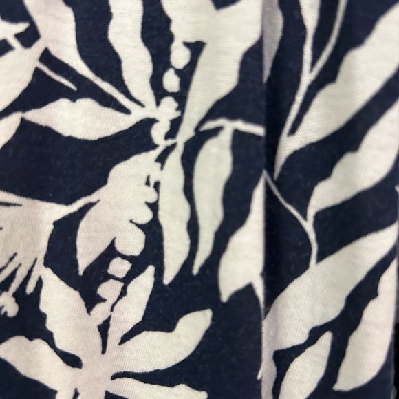 Lilly Pulitzer Norris Navy and White Floral Women's Dress - Picture 3 of 10